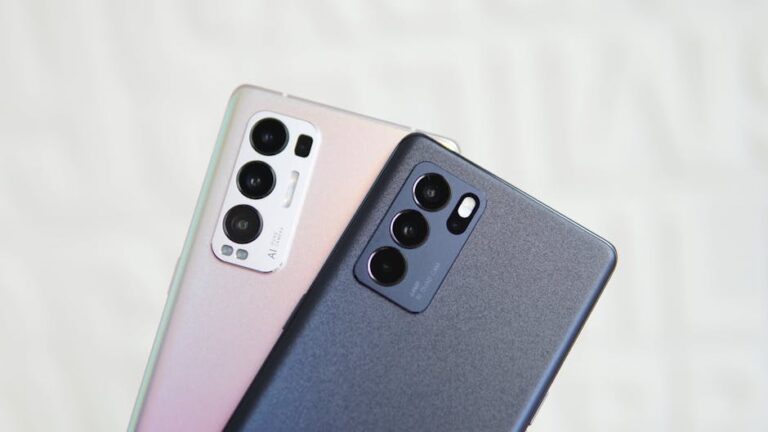 Smartphones-1762646454930