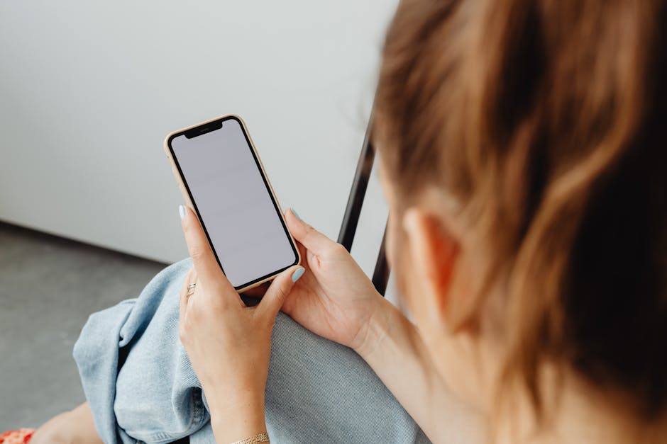 1. Smartphone face-off