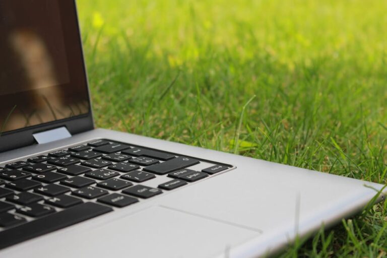 laptops-pcs-1777879936575