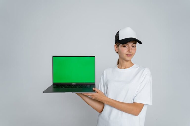 laptops-pcs-1779874254045