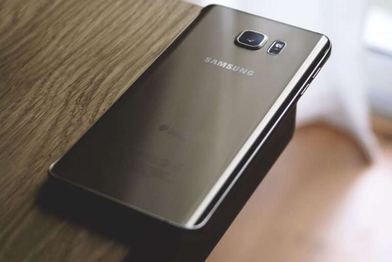 smartphones-1783228356471