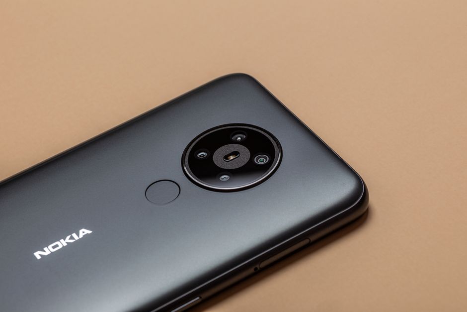 smartphones-1785612337070